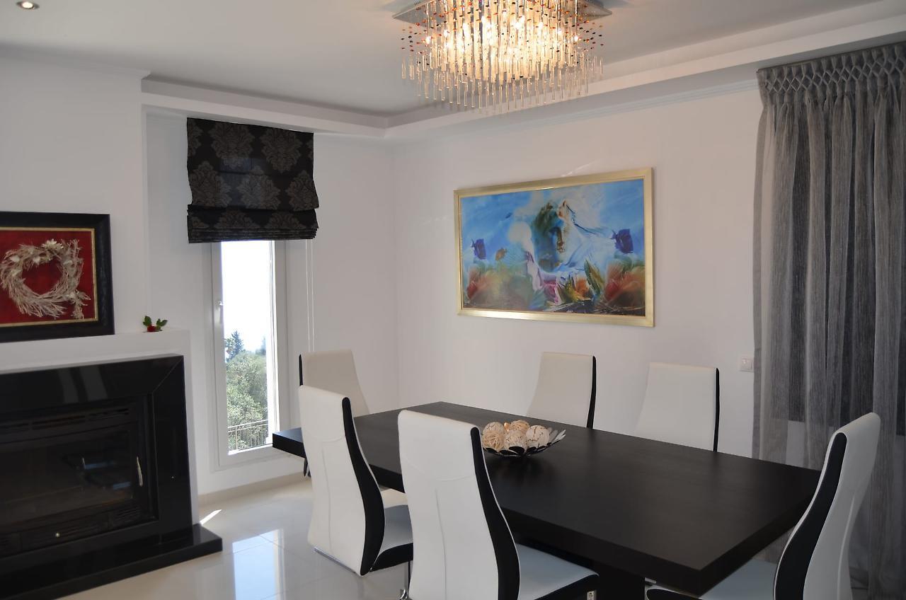 Achillion Luxury Corfu & Apartament *