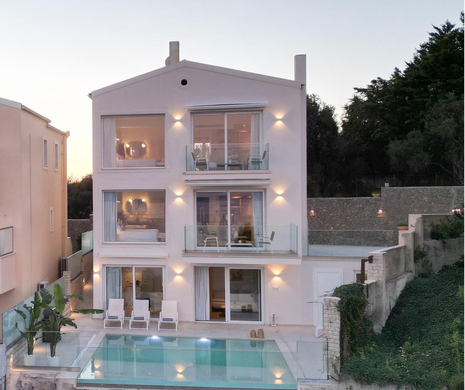 Achillion Luxury Corfu & Perama (Corfu)