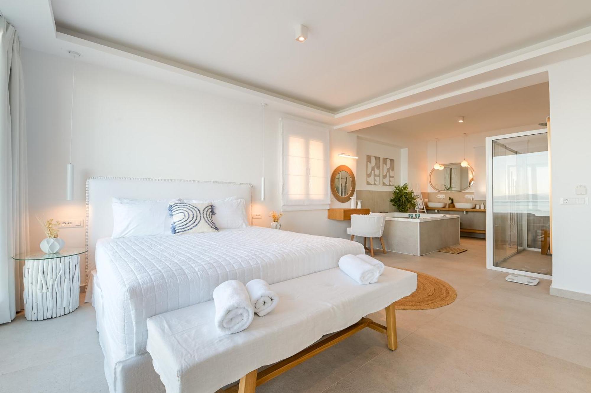 Achillion Luxury Corfu & Perama (Corfu)