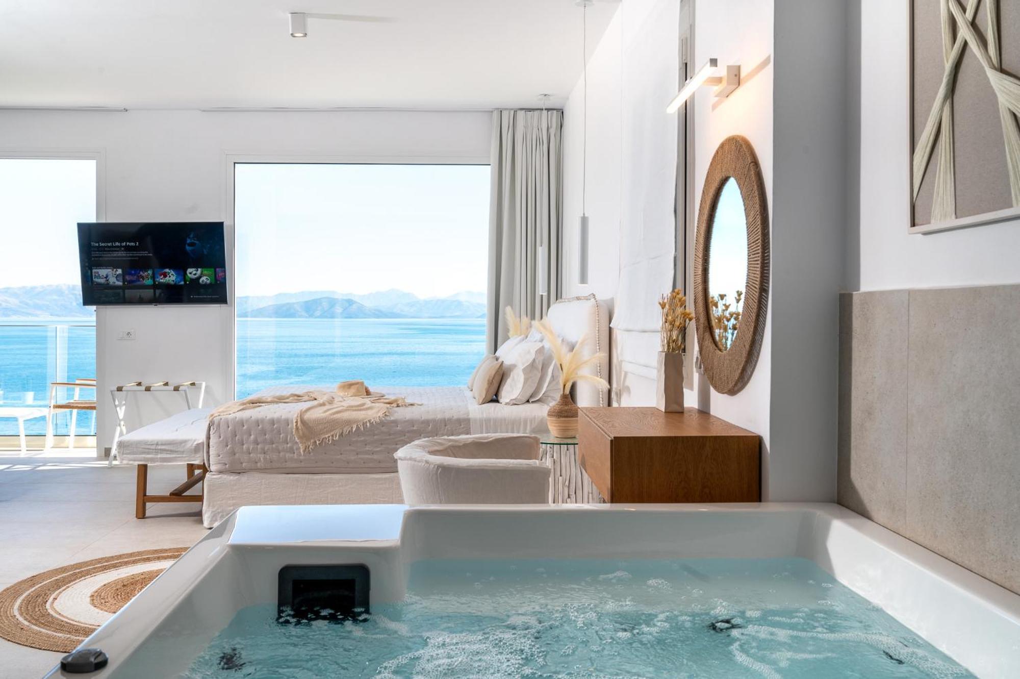 Achillion Luxury Corfu & Apartament Perama (Corfu)