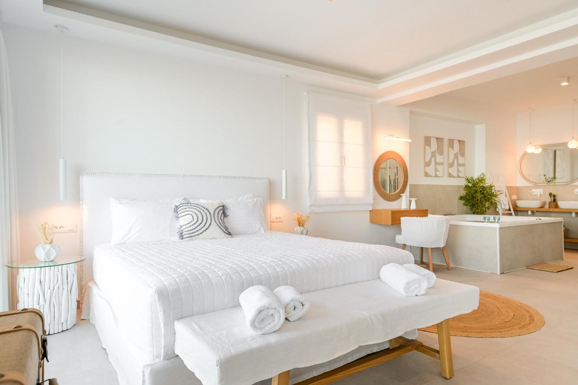 Achillion Luxury Corfu & Apartament