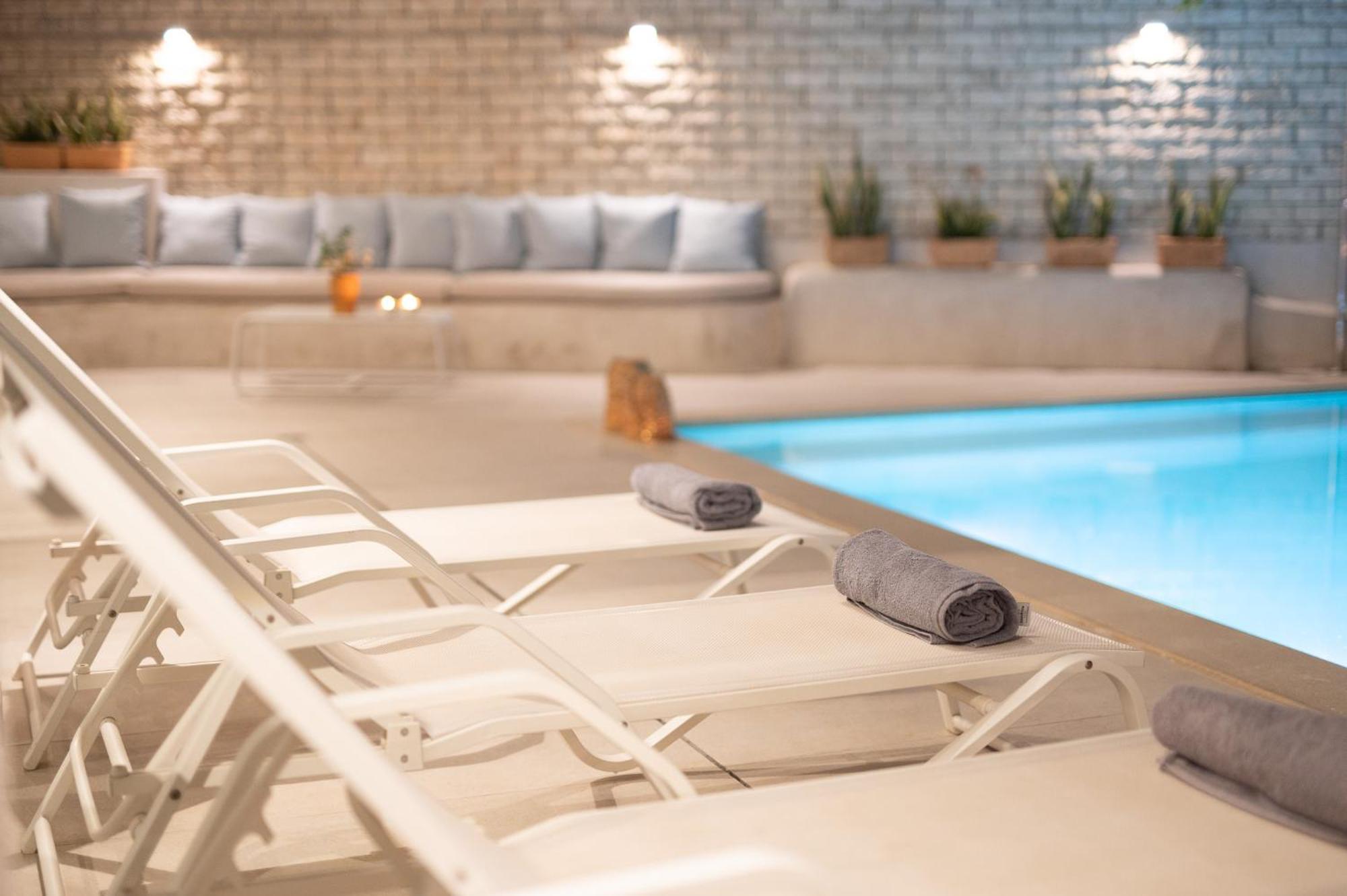 Achillion Luxury Corfu & Apartament Perama (Corfu)